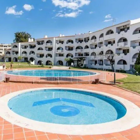 Saro By Hellovacations Αλμπουφέιρα