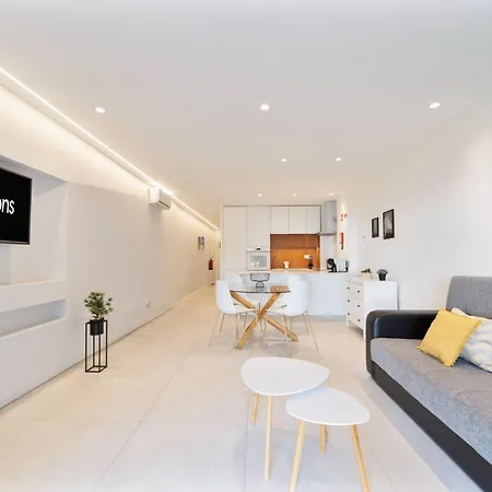 Saro By Hellovacations Apartament *